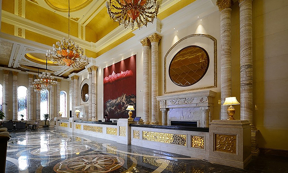 拉萨圣地天堂洲际大饭店